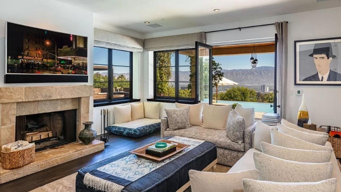 La mansión californiana de Justin Timberlake y Jessica Biel. Sus 1.260 metros cuadrados se dividen en dos plantas. Cuanta con siete dormitorios y trece cuartos de baño.