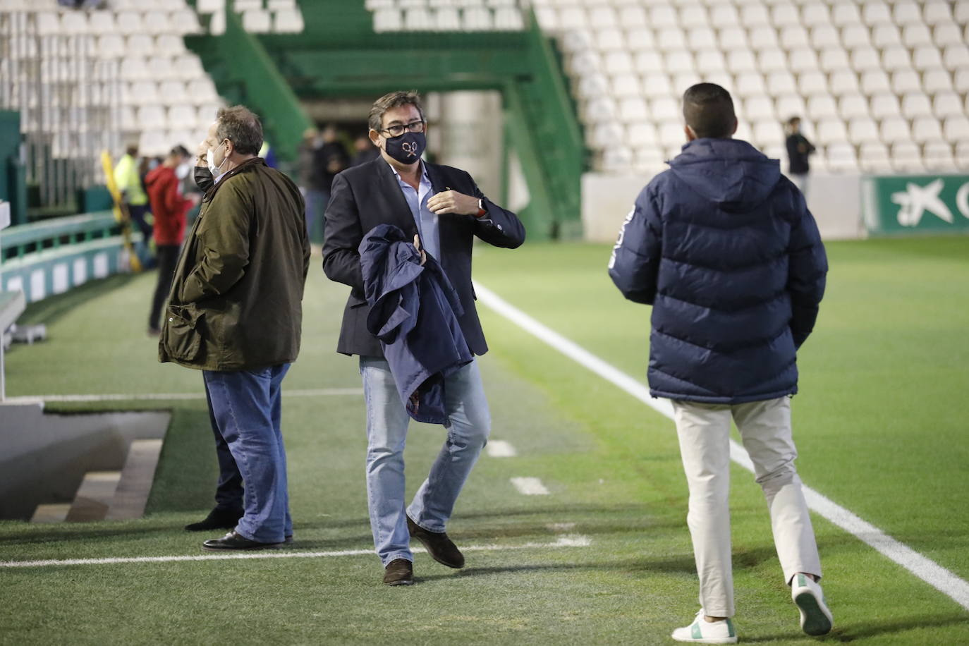 Córdoba-Montijo: el ambiente en las gradas de El Arcángel, en imágenes