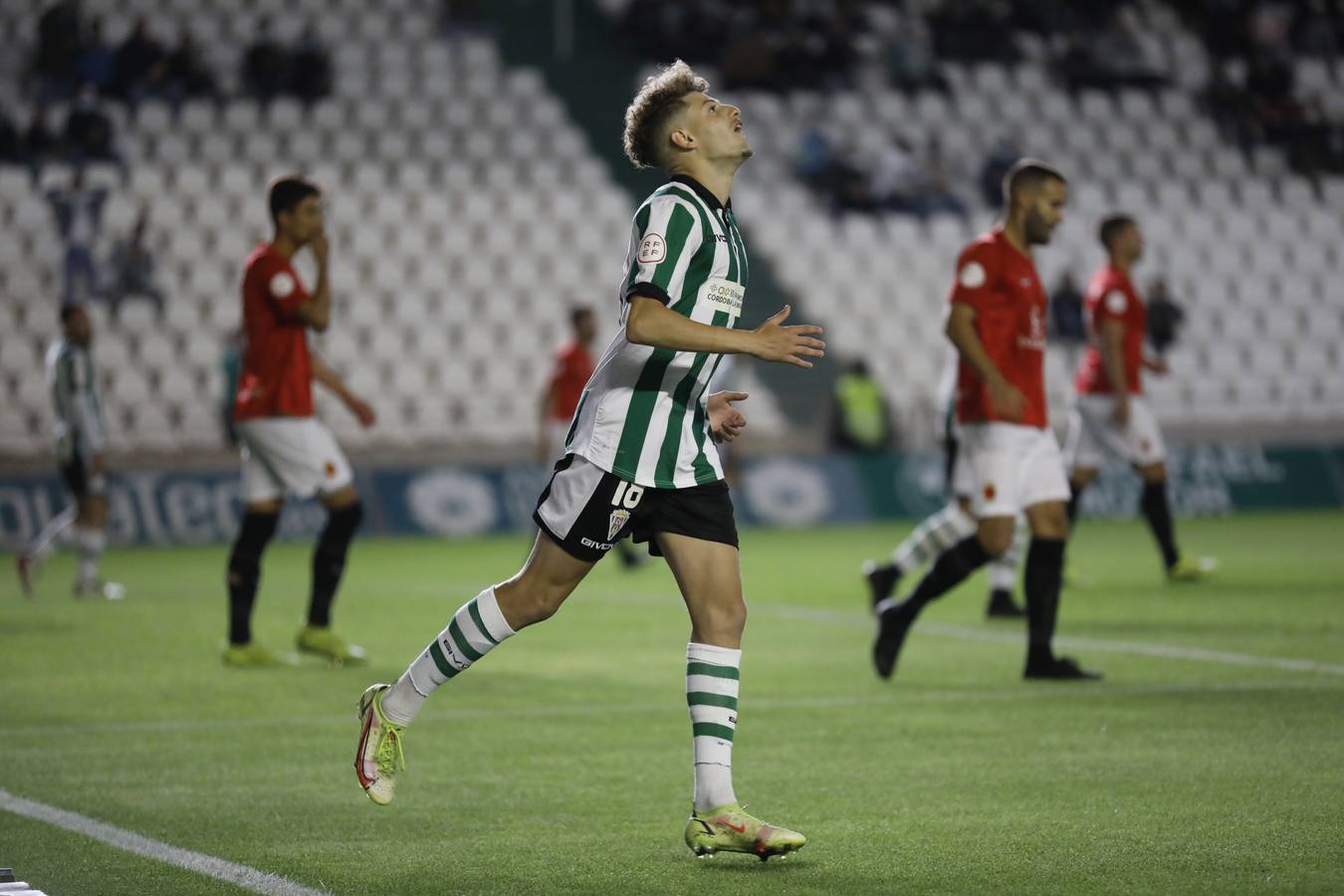 Las mejores imágenes de la victoria del Córdoba CF ante la UD Montijo (3-1)