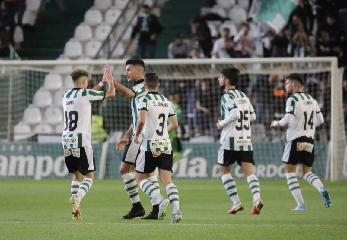 Las mejores imágenes de la victoria del Córdoba CF ante la UD Montijo (3-1)