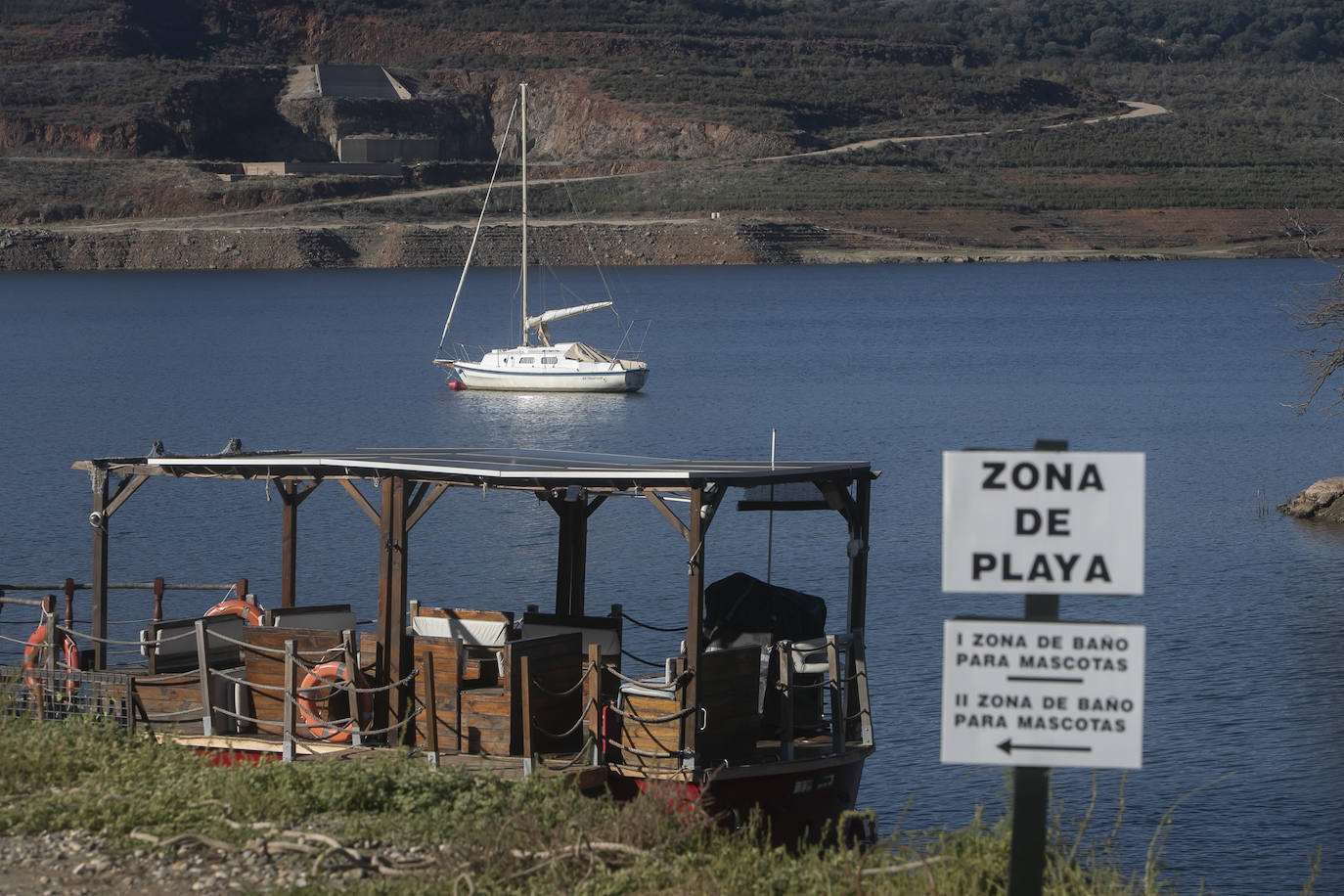 La sequía en el pantano de La Breña de Córdoba, en imágenes