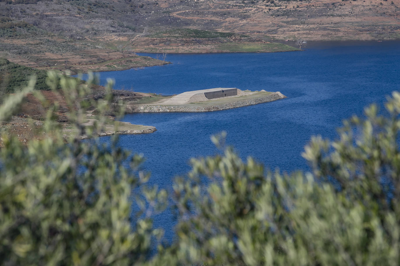 La sequía en el pantano de La Breña de Córdoba, en imágenes