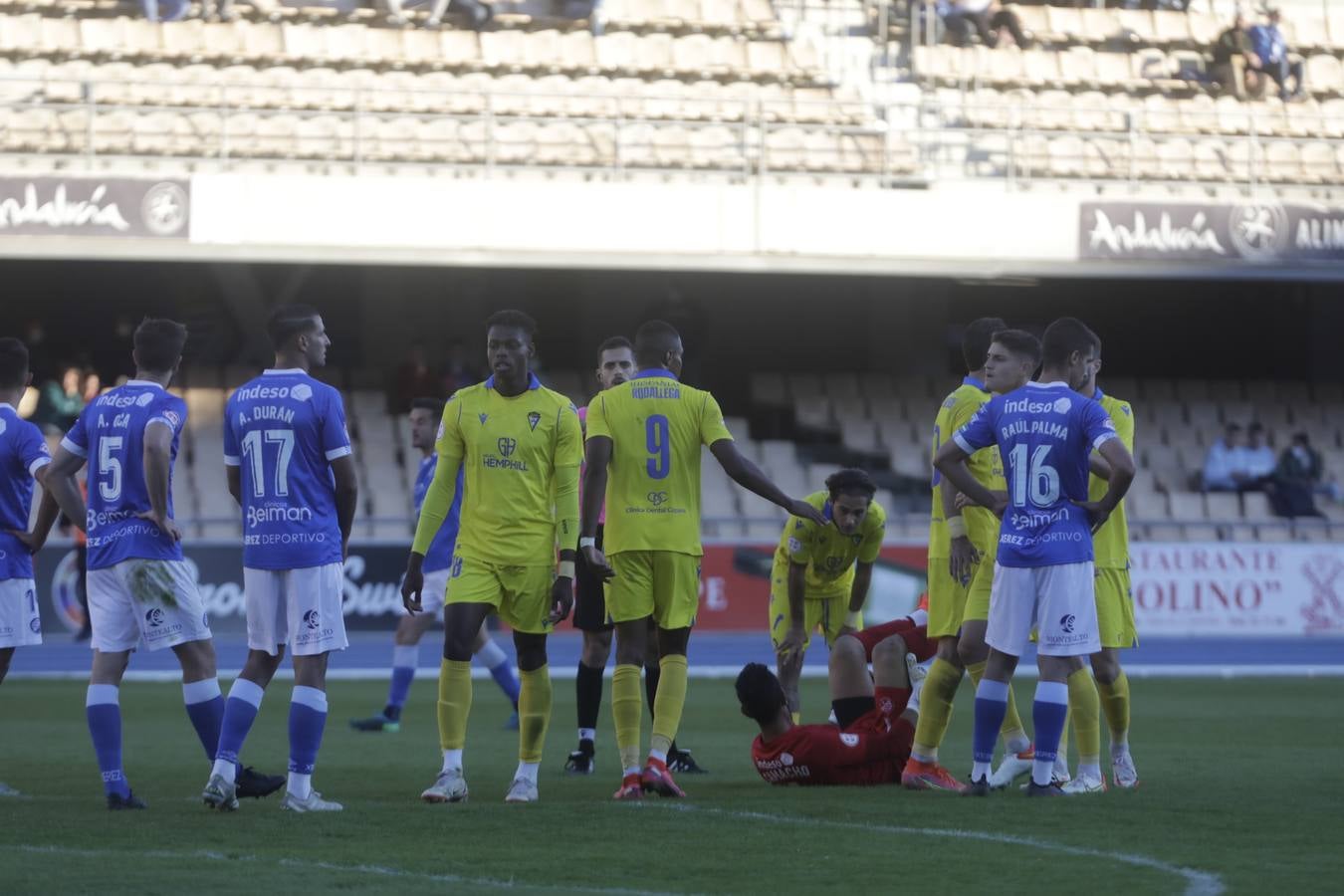 FOTOS: La victoria del Cádiz B en Chapín, en imágenes