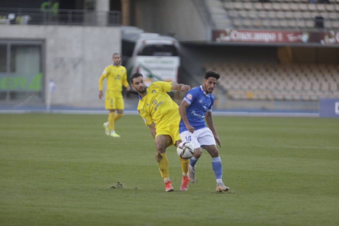 FOTOS: La victoria del Cádiz B en Chapín, en imágenes