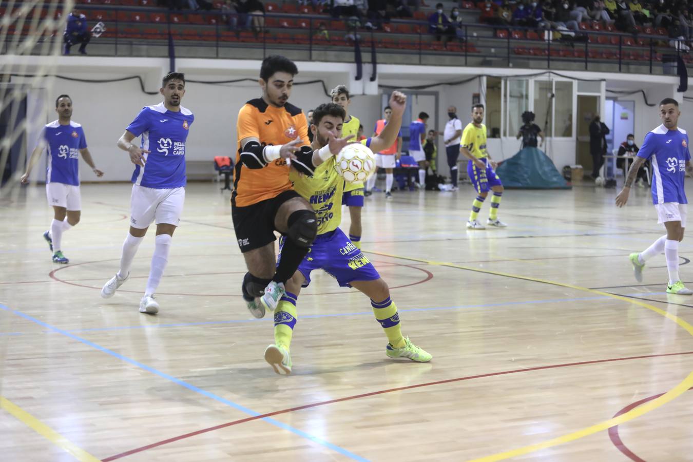 FOTOS: Llega la primera victoria como local del Cádiz CF Virgili