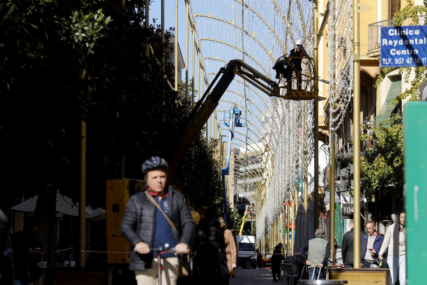 La instalación del espectáculo navideño de Córdoba, en imágenes