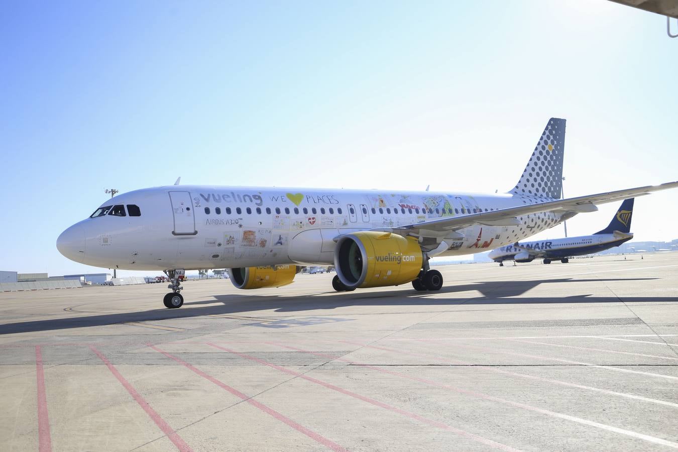 Sevilla es destino del primer vuelo ecológico, en imágenes