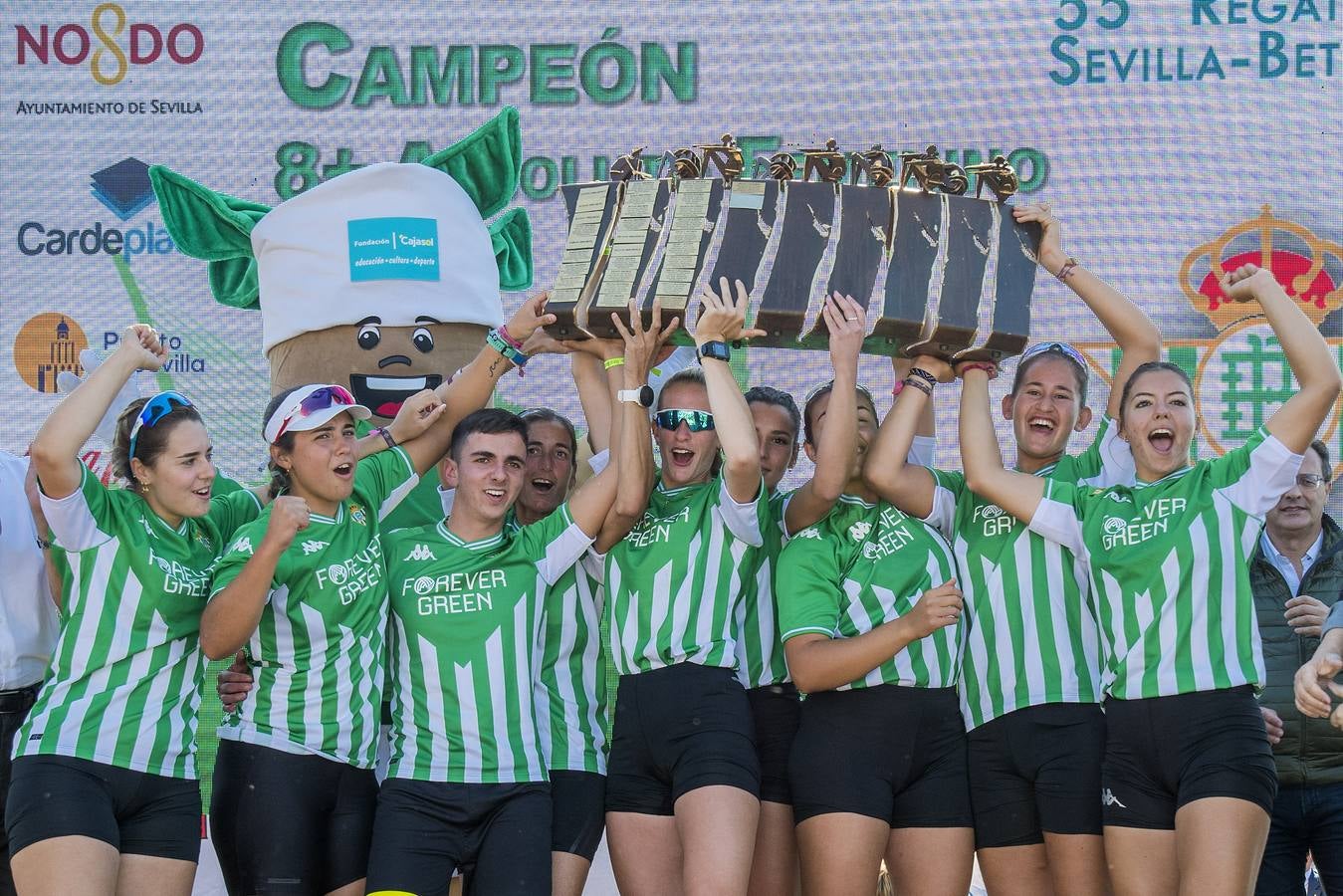 En imágenes, la 55ª edición de la Regata Sevilla-Betis