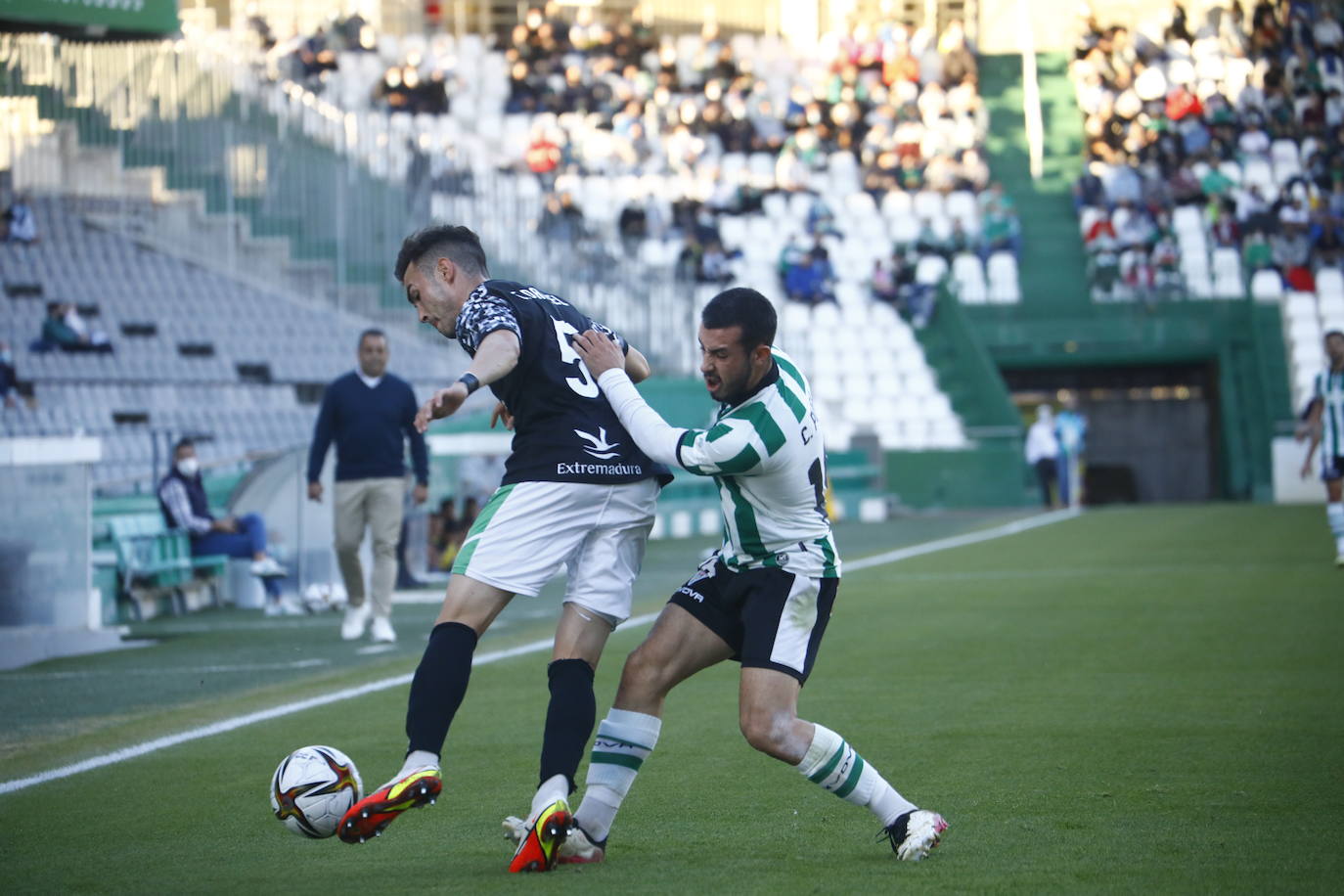 Las mejores imágenes del partido del Córdoba CF frente al Cacereño