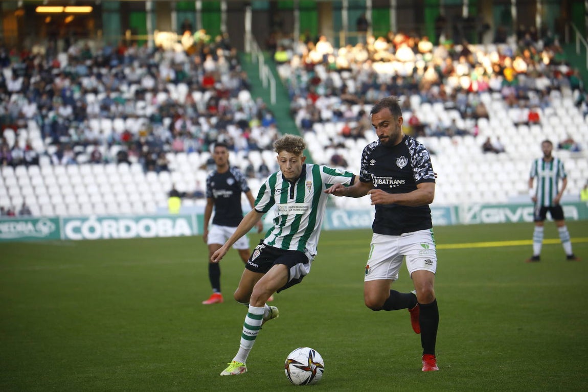 Las mejores imágenes del partido del Córdoba CF frente al Cacereño