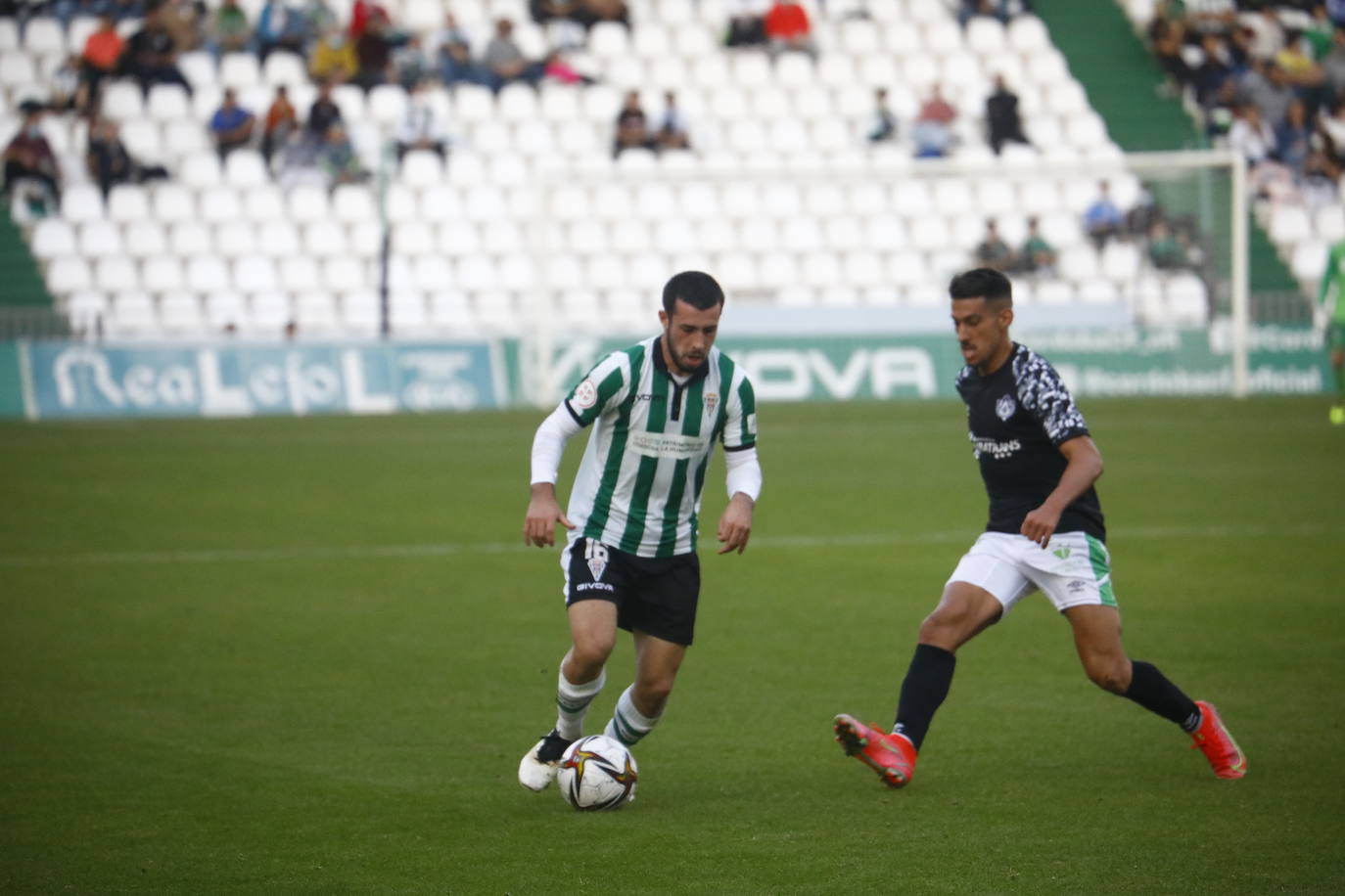 Las mejores imágenes del partido del Córdoba CF frente al Cacereño