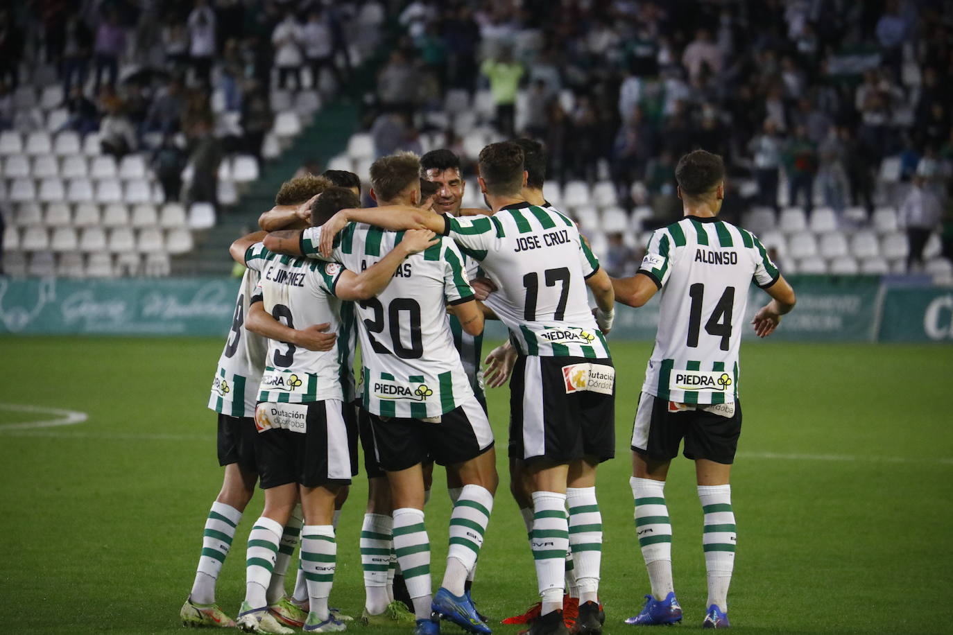 Las mejores imágenes del partido del Córdoba CF frente al Cacereño