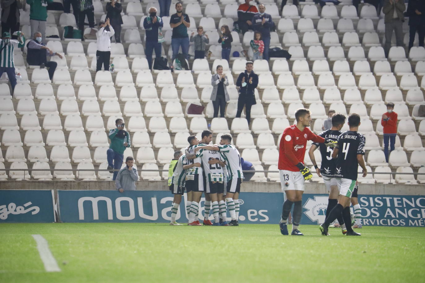 Las mejores imágenes del partido del Córdoba CF frente al Cacereño