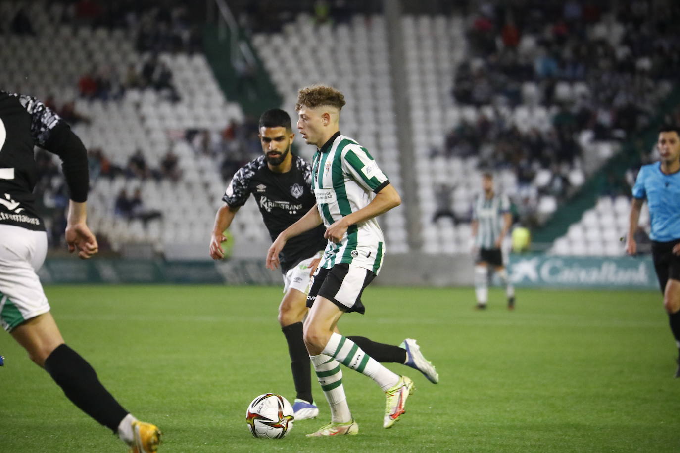 Las mejores imágenes del partido del Córdoba CF frente al Cacereño