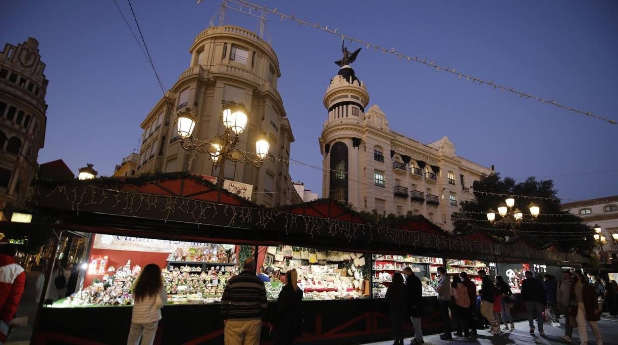 El arranque del mercado navideño de Córdoba en Las Tendillas, en imágenes