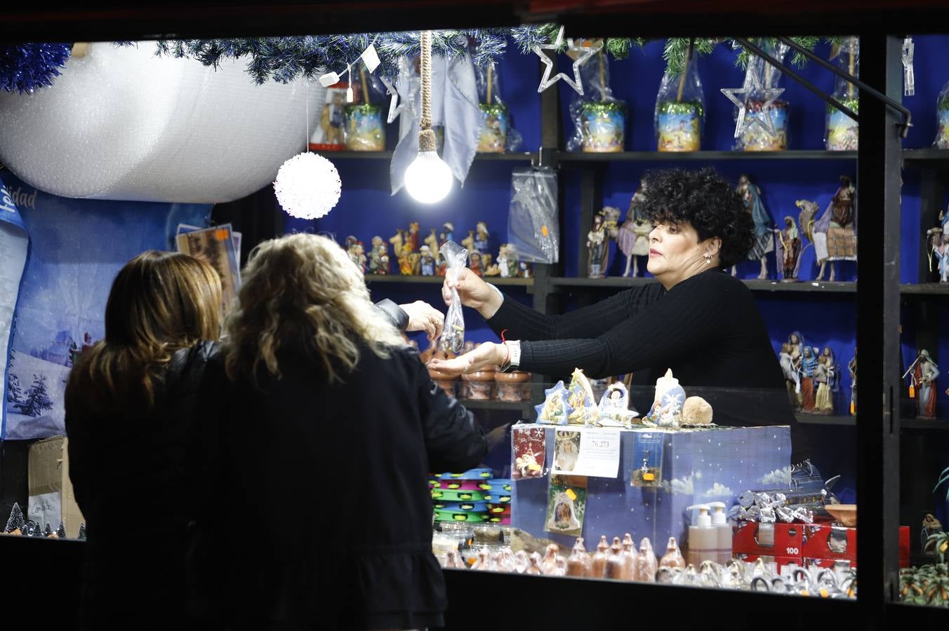 El arranque del mercado navideño de Córdoba en Las Tendillas, en imágenes