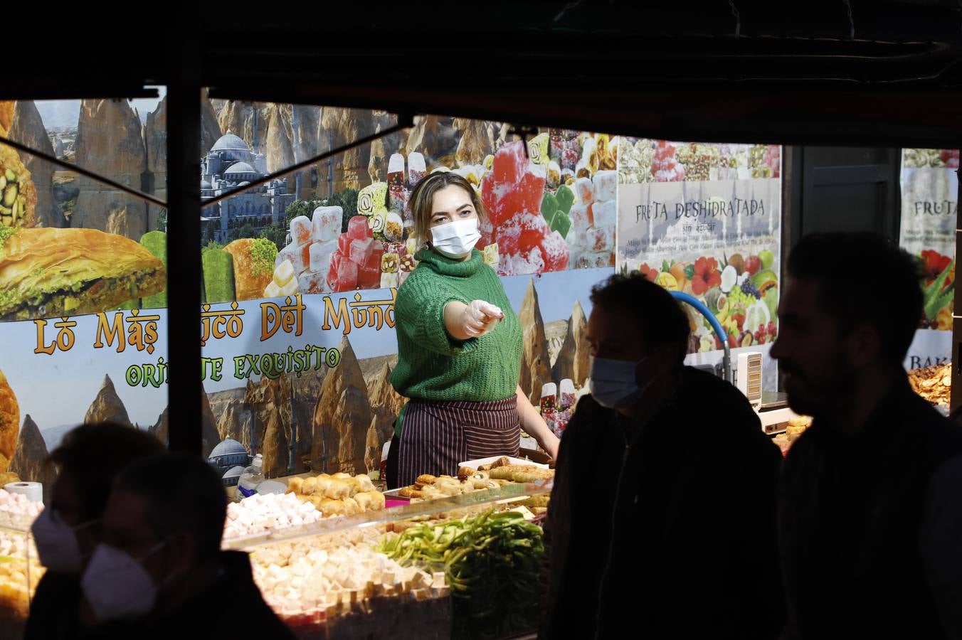 El arranque del mercado navideño de Córdoba en Las Tendillas, en imágenes