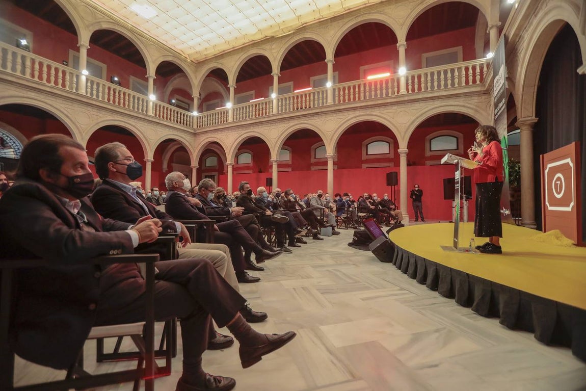 En imágenes, &#039;Toros sí, toros no: ¿cultura, tradición o barbarie?&#039; en el ciclo &#039;Letras de Sevilla&#039;