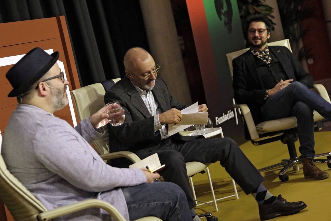 En imágenes, &#039;Toros sí, toros no: ¿cultura, tradición o barbarie?&#039; en el ciclo &#039;Letras de Sevilla&#039;