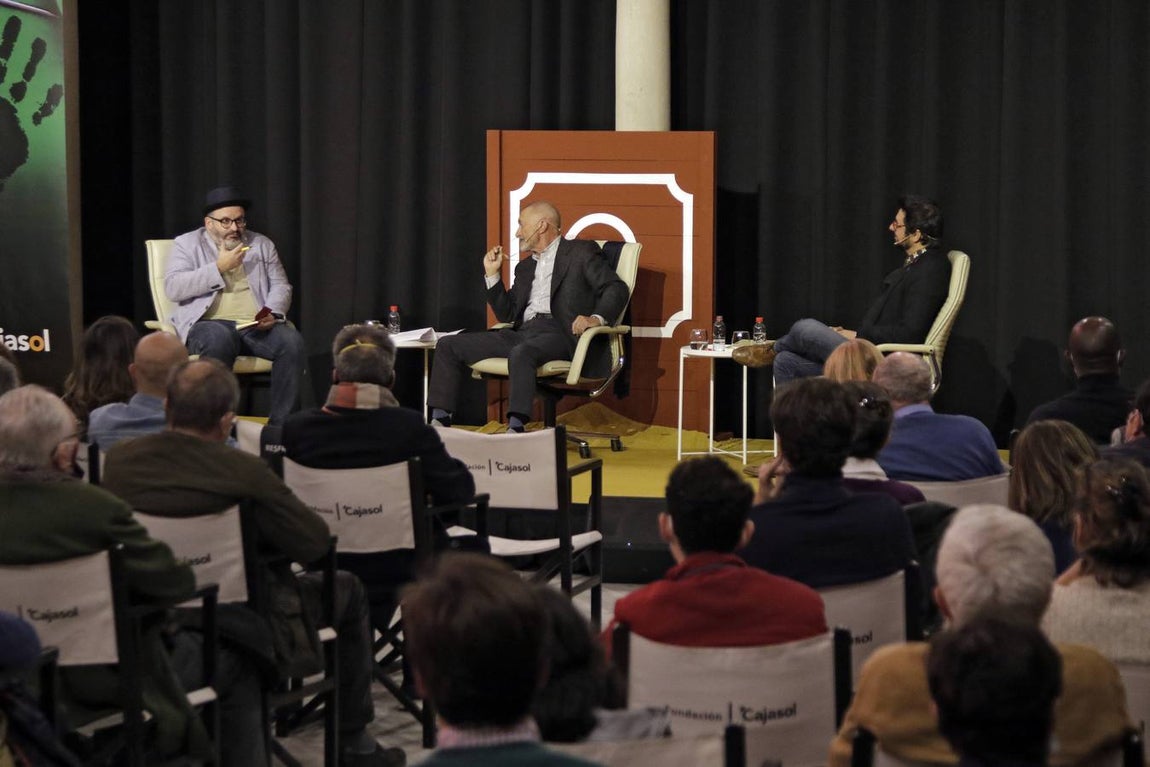 En imágenes, &#039;Toros sí, toros no: ¿cultura, tradición o barbarie?&#039; en el ciclo &#039;Letras de Sevilla&#039;