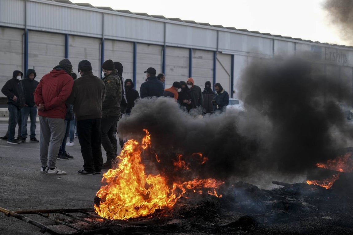 Segundo día de huelga del metal en Puerto Real
