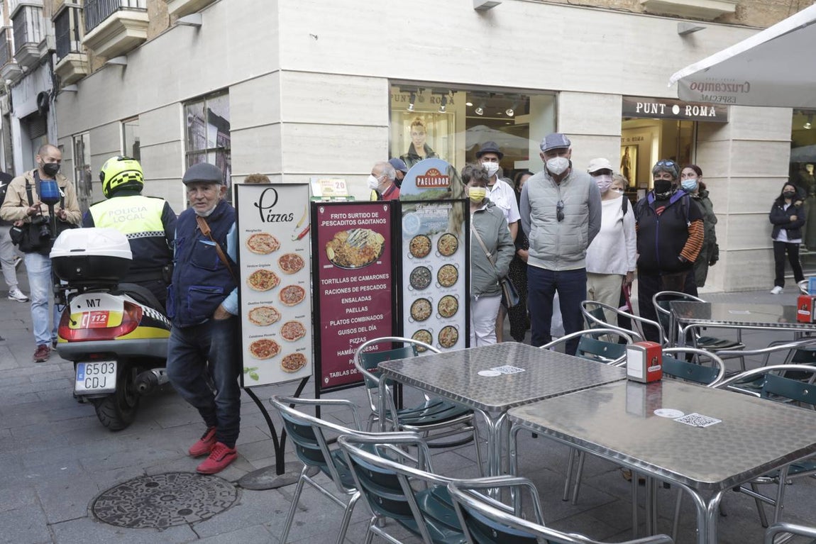 FOTOS: La huelga del Metal del jueves siembra el caos circulatorio en Cádiz por el movimiento de los piquetes