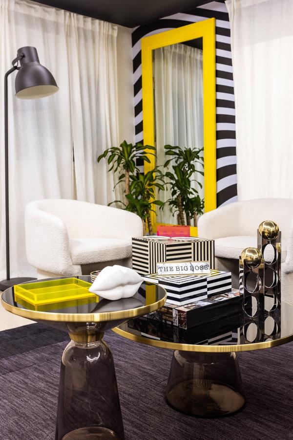 La mansión puertorriqueña que Daddy Yankee alquila en Airbnb. El artífice de la decoración es el diseñador Fernando Rodríguez, quien se ha inspirado en la cultura puertorriqueña y la ha aunado con algunos de los éxitos del cantante como "Gasolina", "Con Calma" y "Dura".