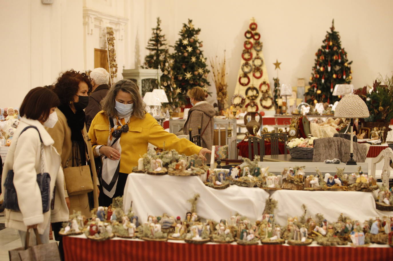 La apertura del Mercadillo Navideño de Adevida en Córdoba, en imágenes