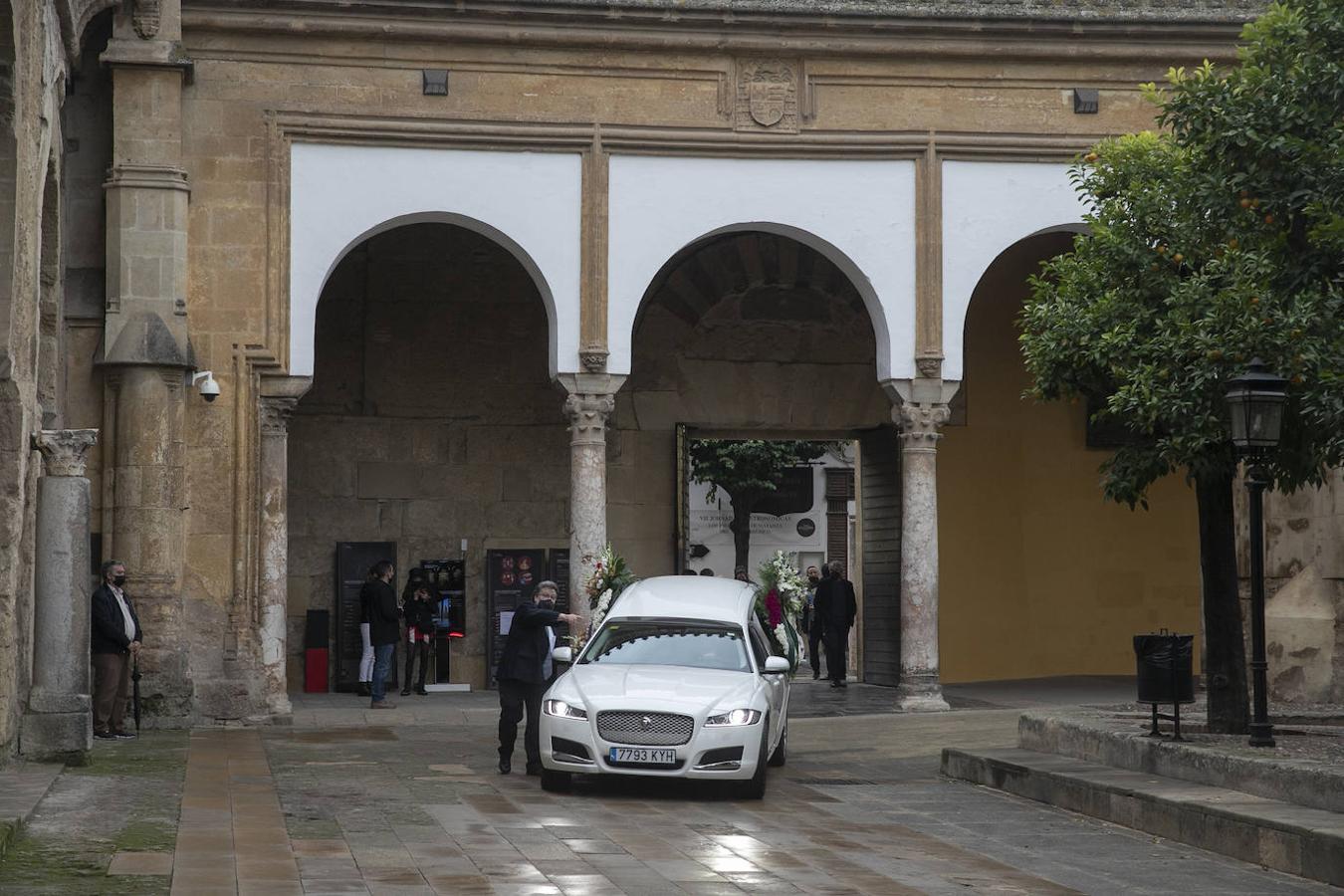 El funeral de Manuel Nieto Cumplido en la Catedral de Córdoba, en imágenes