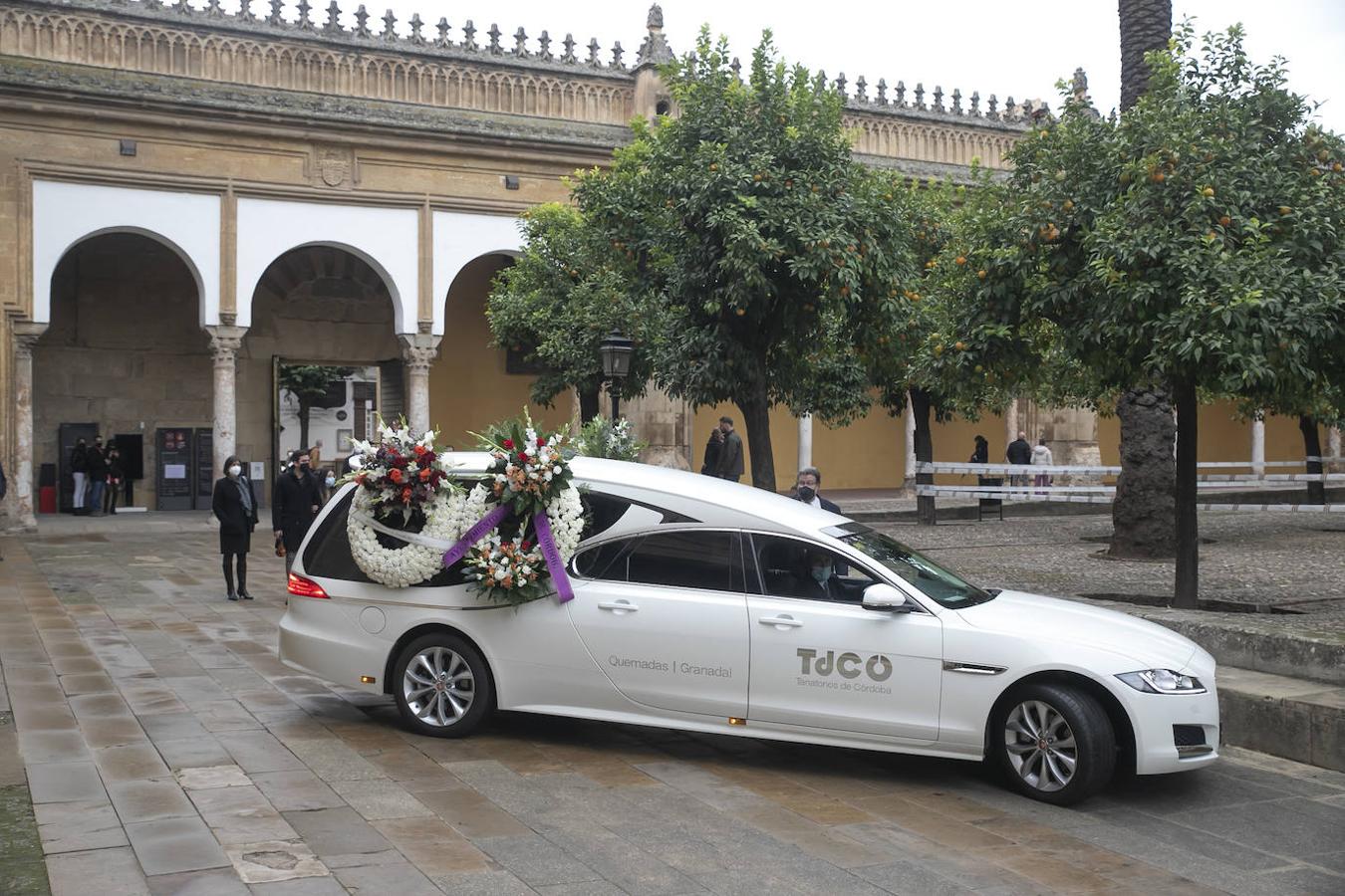 El funeral de Manuel Nieto Cumplido en la Catedral de Córdoba, en imágenes