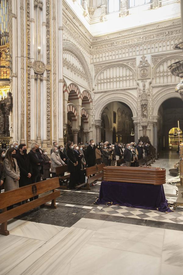 El funeral de Manuel Nieto Cumplido en la Catedral de Córdoba, en imágenes