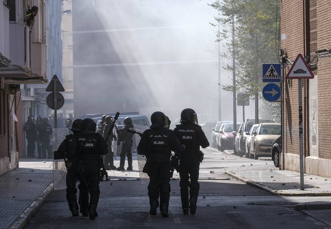 FOTOS: Huelga del Metal el 23-N, un día muy triste para Cádiz y su Bahía