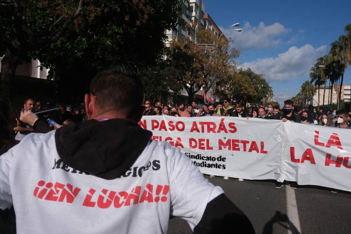 FOTOS: Huelga del Metal el 23-N, un día muy triste para Cádiz y su Bahía