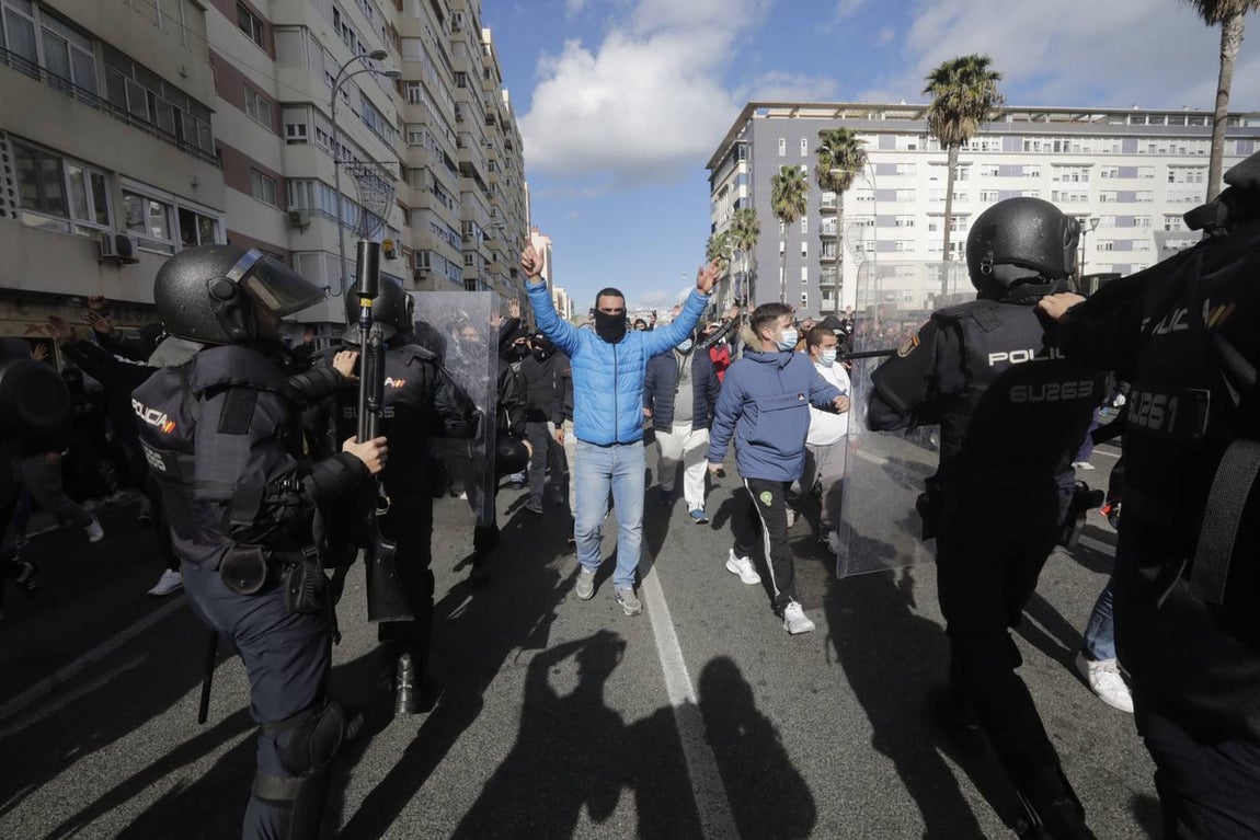 FOTOS: Huelga del Metal el 23-N, un día muy triste para Cádiz y su Bahía