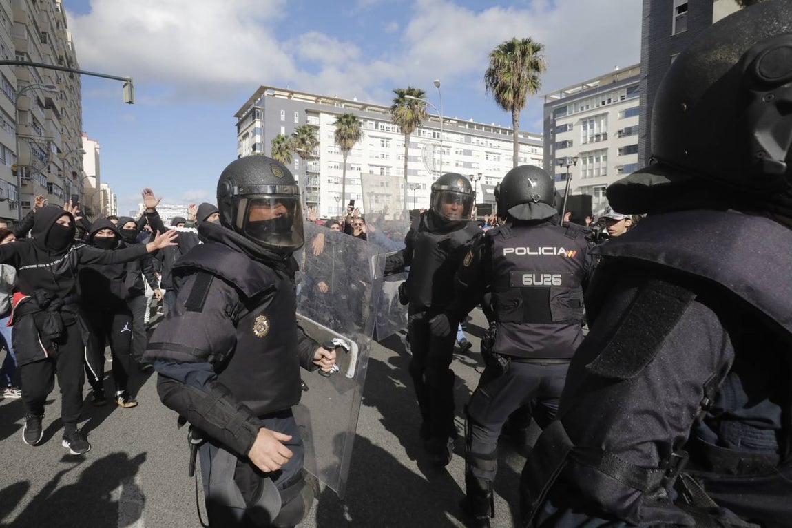 FOTOS: Huelga del Metal el 23-N, un día muy triste para Cádiz y su Bahía