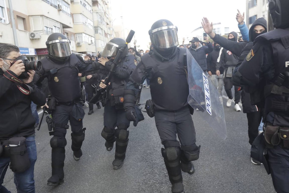 FOTOS: Huelga del Metal el 23-N, un día muy triste para Cádiz y su Bahía