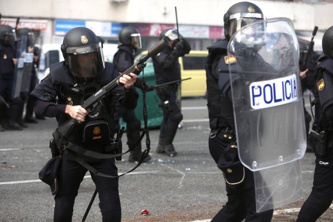FOTOS: Huelga del Metal el 23-N, un día muy triste para Cádiz y su Bahía