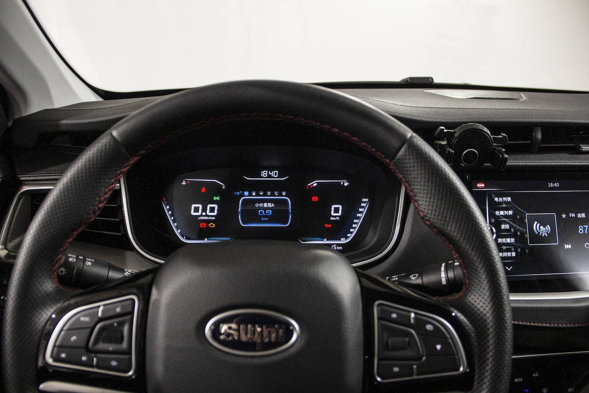 SWM llega a España con su oferta de SUV diseñados en Italia, desde 19.995 euros