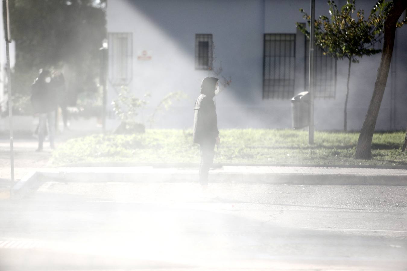 Fotos: lanzamiento de objetos y cargas policiales en el Río San Pedro