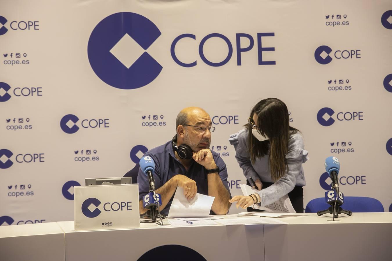 &#039;La Linterna&#039; de la Cope, en directo desde Córdoba, en imágenes