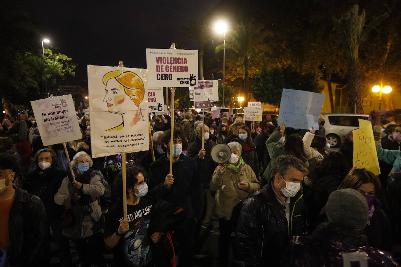 La manifestación contra la violencia machista en Córdoba, en imágenes