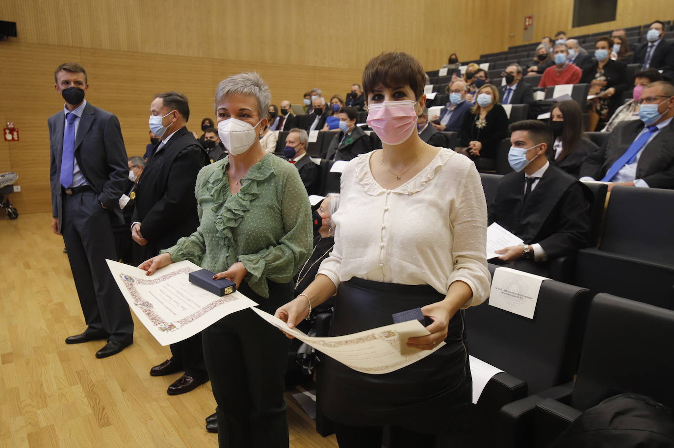 El acto de jura y entrega de reconocimientos a graduados sociales de Córdoba, en imágenes