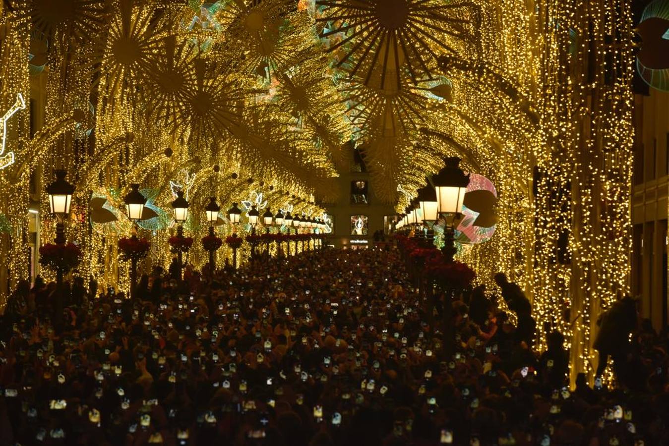 El encendido de las luces de Navidad de Málaga, en imágenes