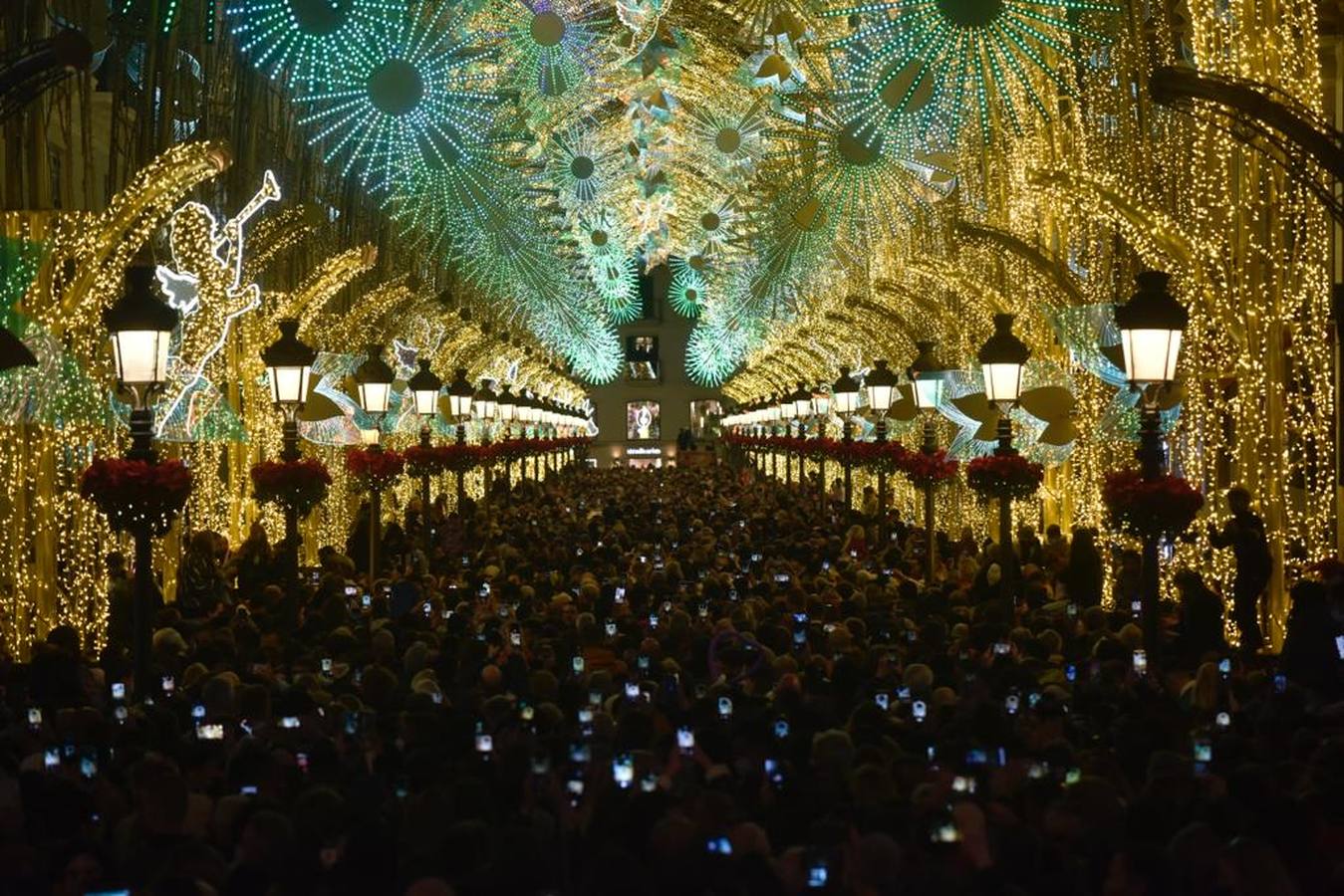 El encendido de las luces de Navidad de Málaga, en imágenes