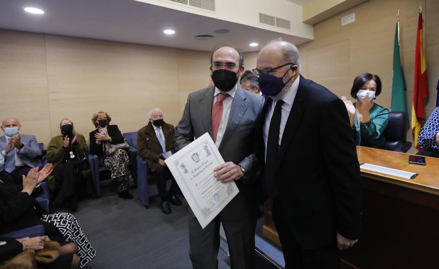 El homenaje a los abogados más veteranos de Córdoba, en imágenes