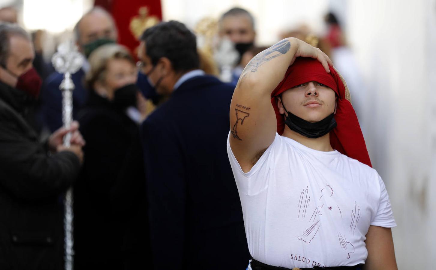 La procesión de acción de gracias de la Virgen de la Salud en Córdoba, en imágenes