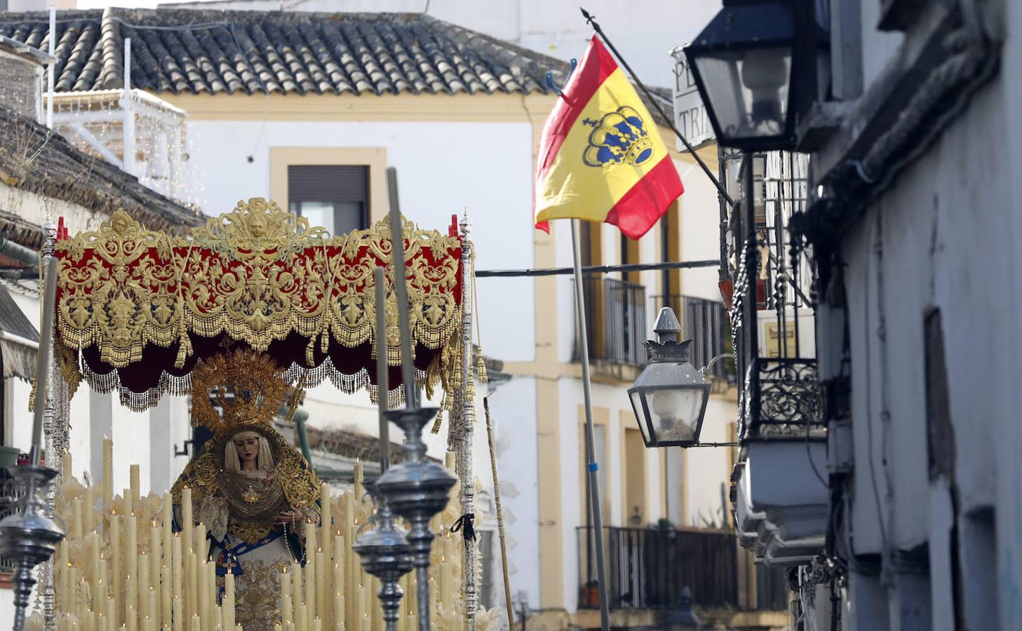 La procesión de acción de gracias de la Virgen de la Salud en Córdoba, en imágenes