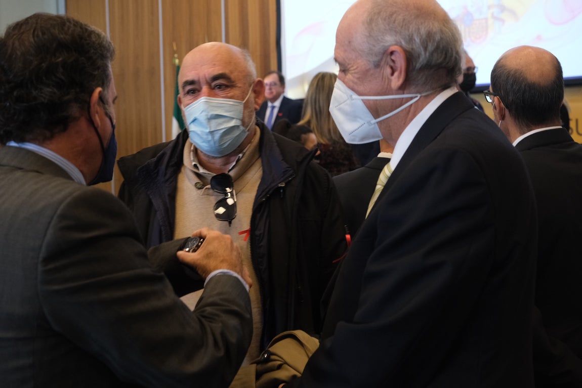 En imágenes: Conmemoración del 43 aniversario de la Constitución