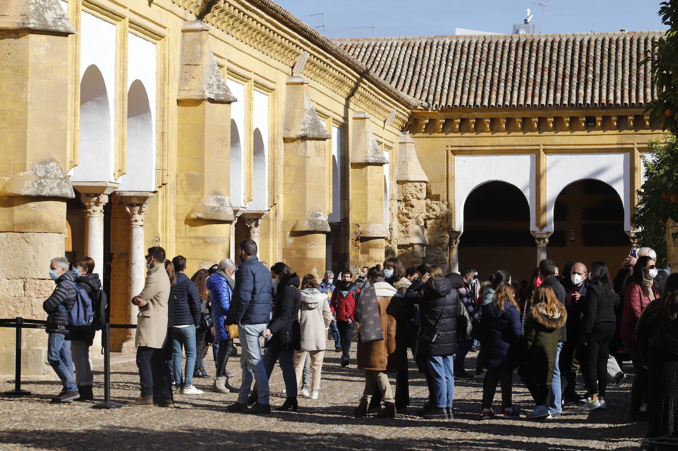 Los turistas durante el puente de la Inmaculada en Córdoba, en imágenes