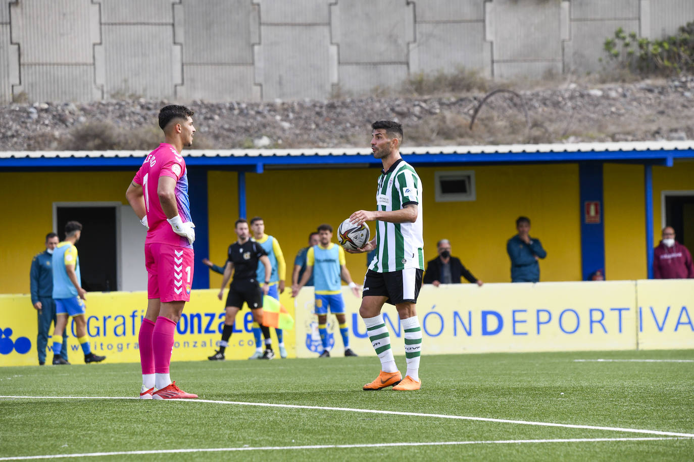 El Las Palmas Atlético - Córdoba CF, en imágenes